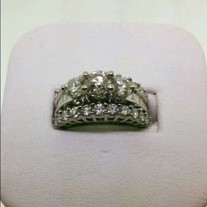14K white gold & diamond wedding/engagement ring